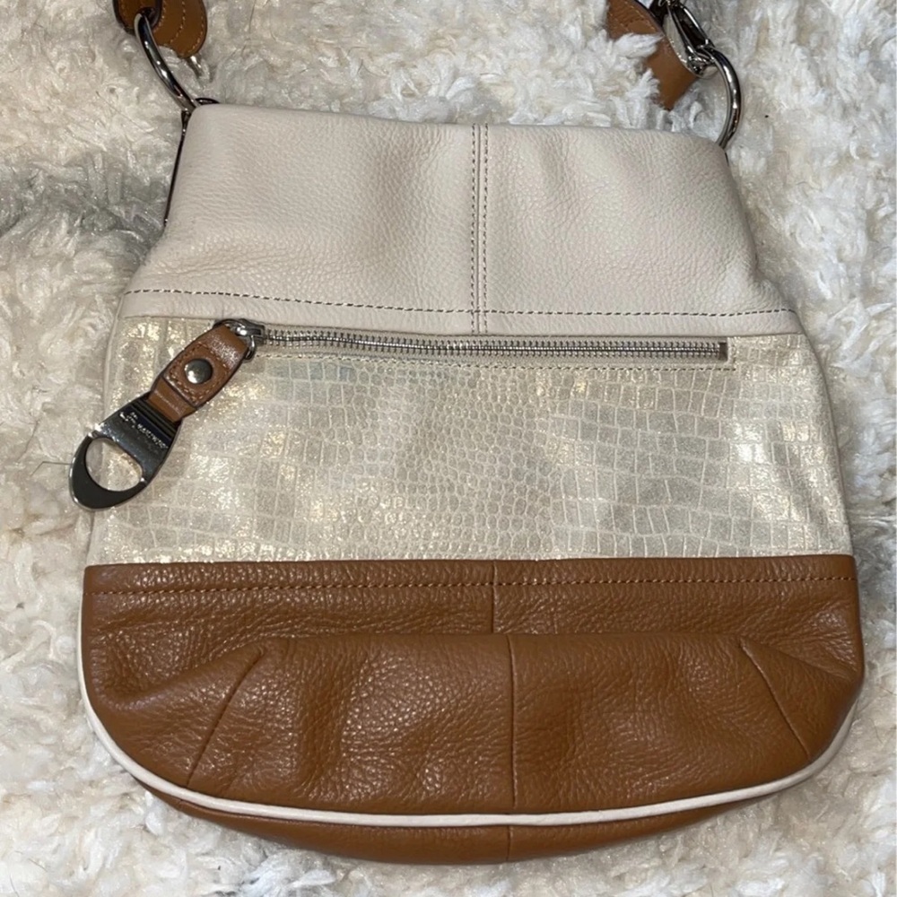 b. Makowsky Crossbody
